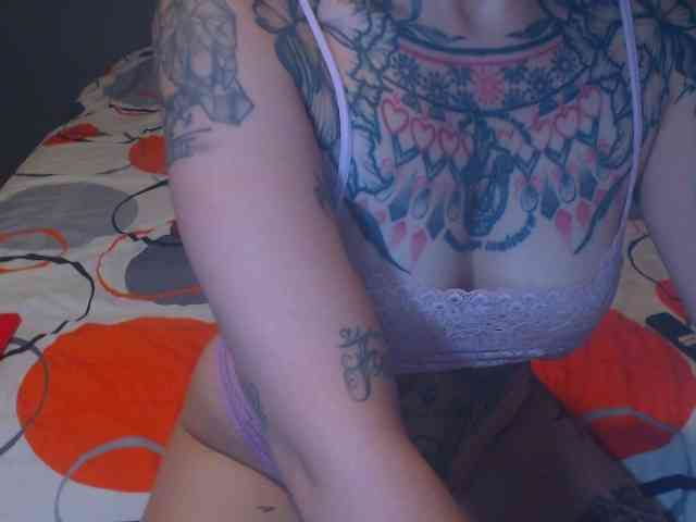 Hornydark webcam