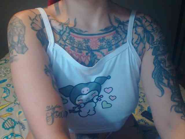 Hornydark webcam