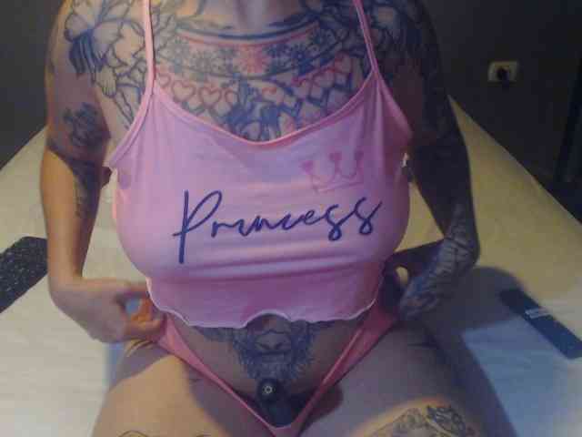 Hornydark webcam