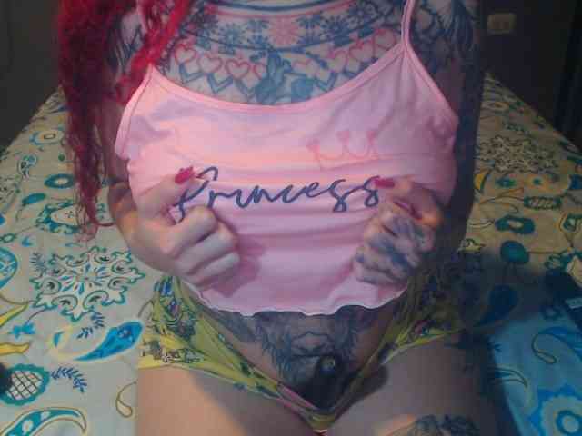 Hornydark webcam