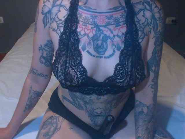 Hornydark webcam