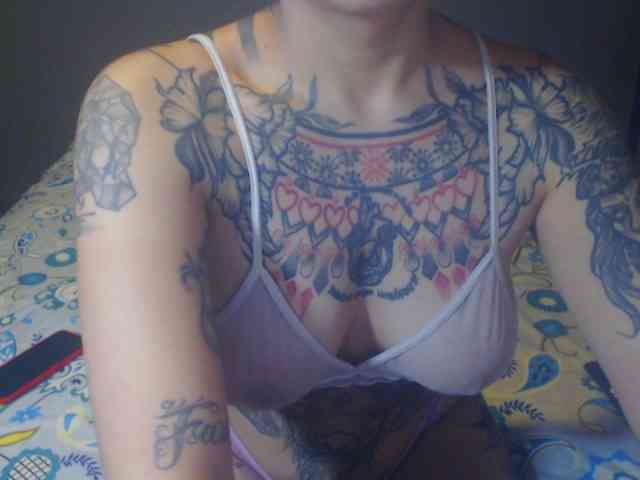 Lucy_tattoodreams webcam