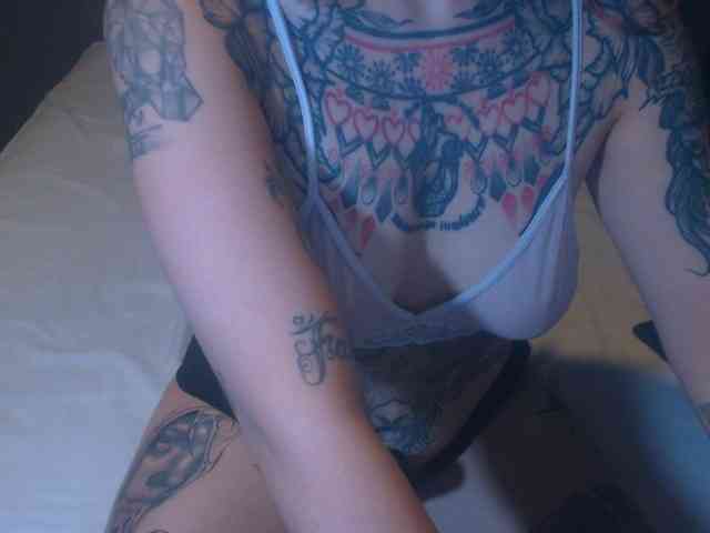 Hornydark webcam