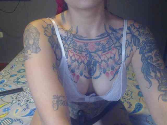 Hornydark webcam