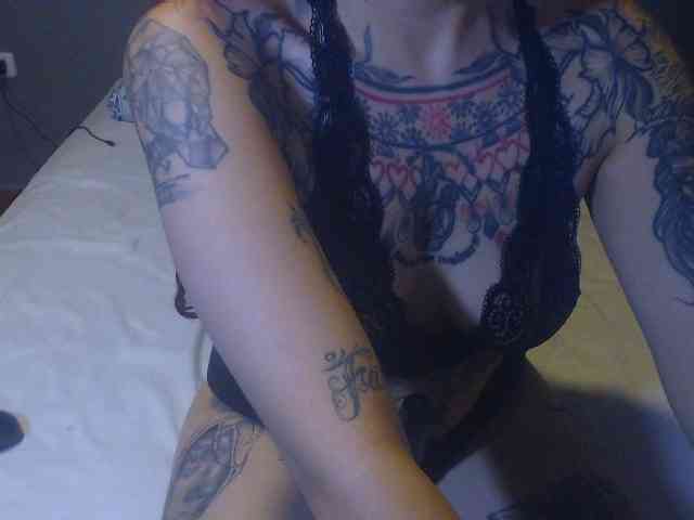Hornydark webcam