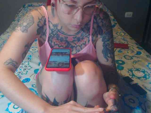 Lucy_tattoodreams webcam