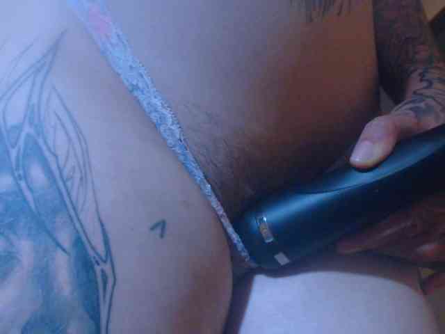 Hornydark webcam
