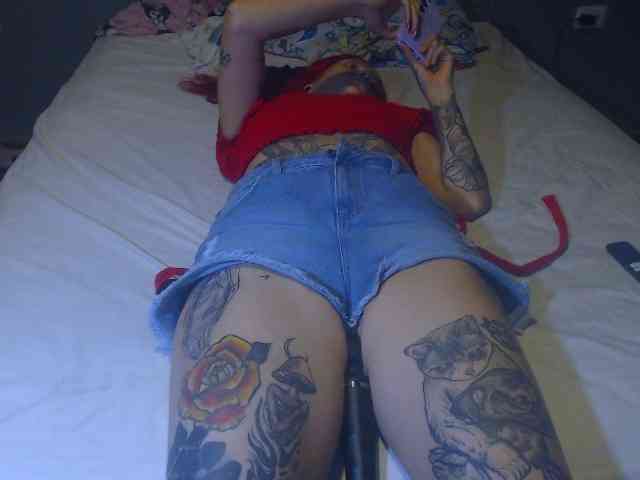 Hornydark webcam