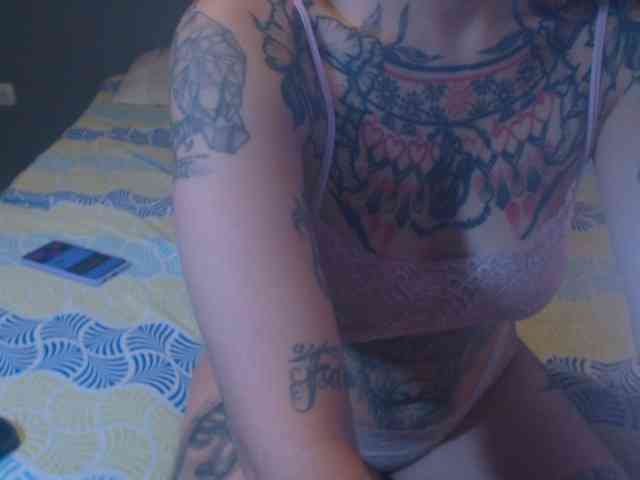 Hornydark webcam