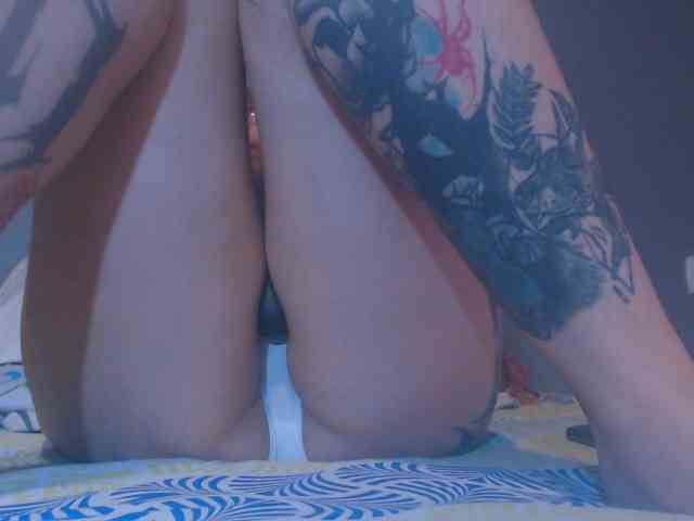 Hornydark webcam