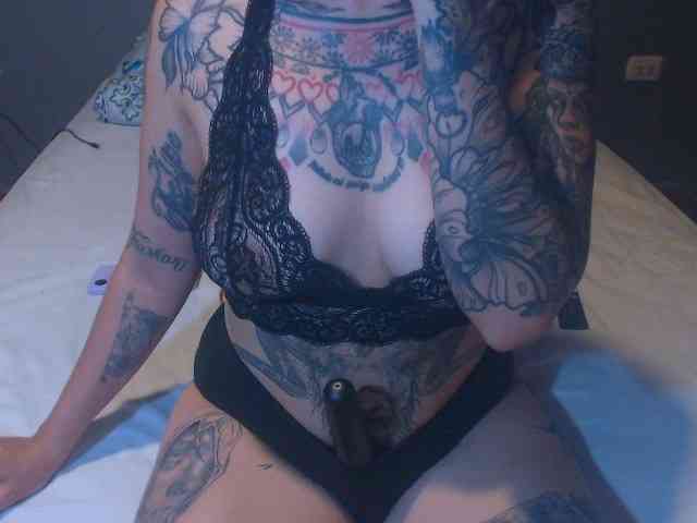 Hornydark webcam