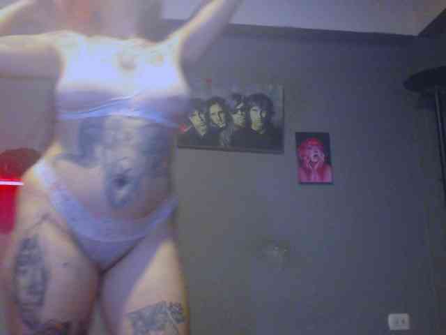 Hornydark webcam