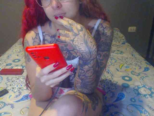 Hornydark webcam