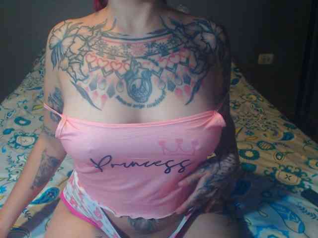 Lucy_tattoodreams webcam