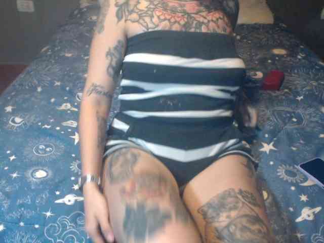 Hornydark webcam