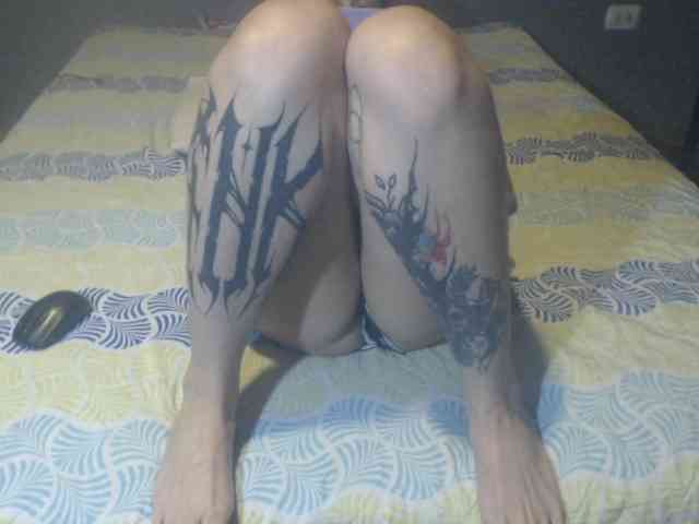 Model: Hornydark