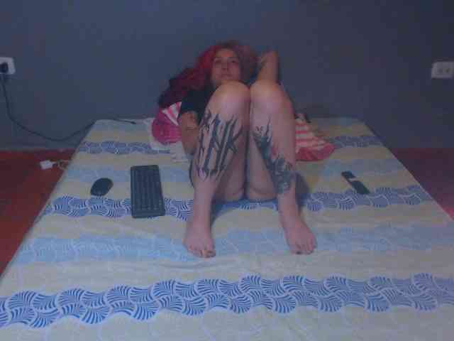 Hornydark webcam