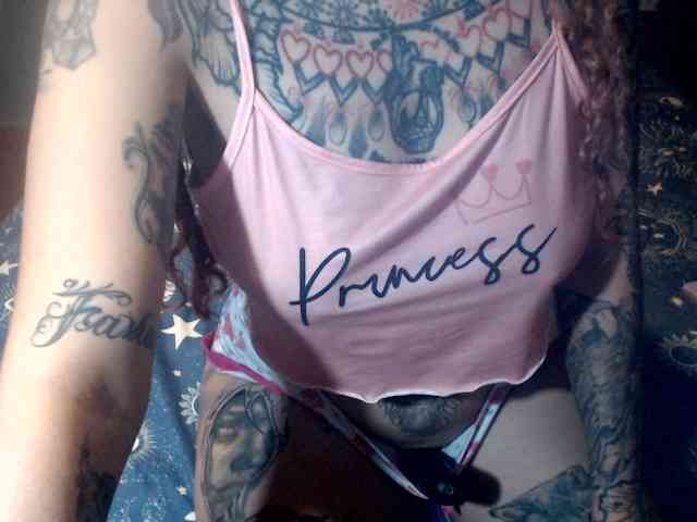 Hornydark webcam