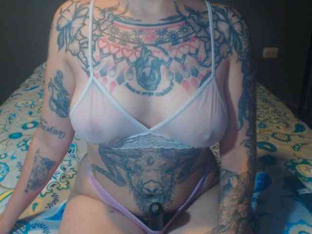 Lucy_tattoodreams webcam