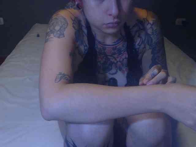 Hornydark webcam