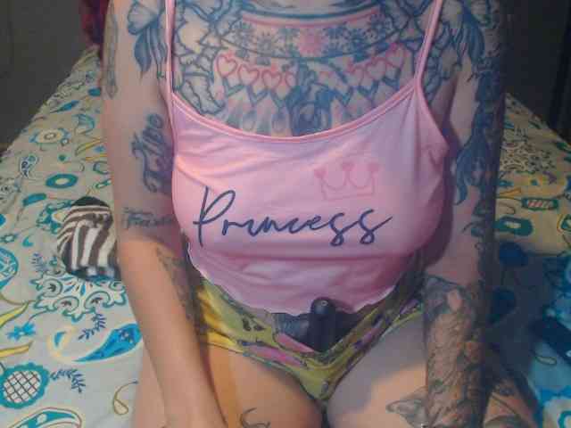 Hornydark webcam