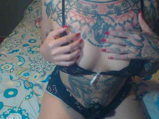 Hornydark webcam