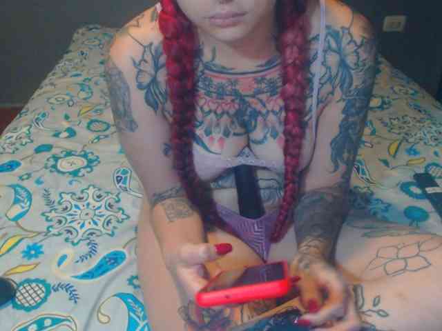 Hornydark webcam