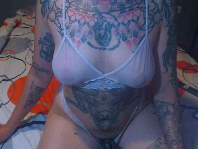 Hornydark webcam