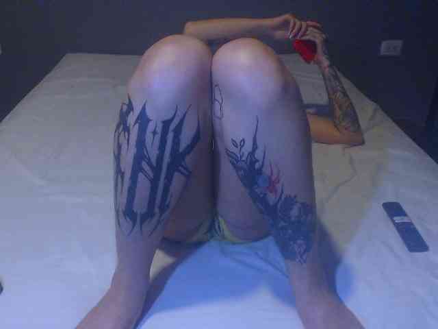 Hornydark webcam