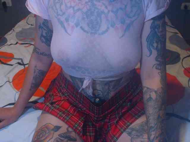 Hornydark webcam