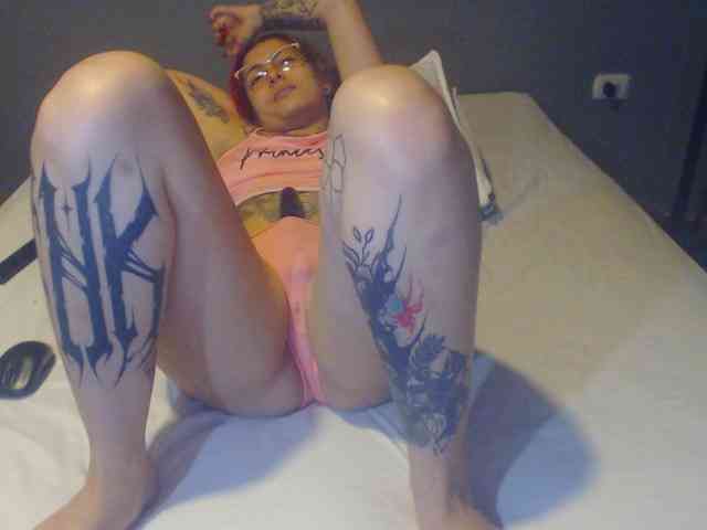 Hornydark webcam