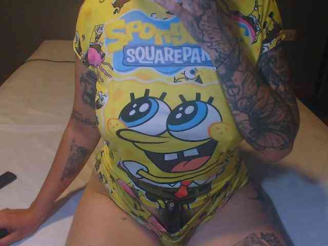Hornydark webcam