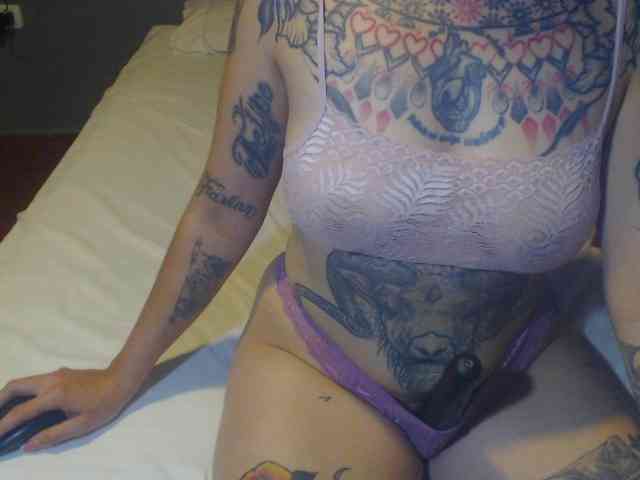 Hornydark webcam