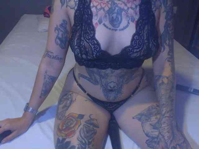 Hornydark webcam