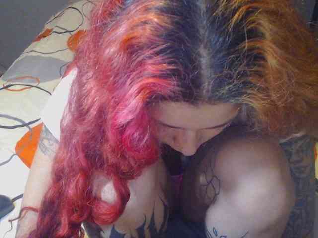 Hornydark webcam
