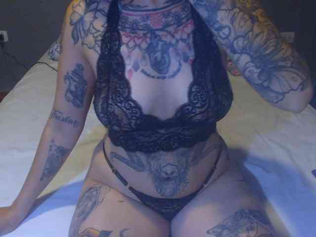 Hornydark webcam