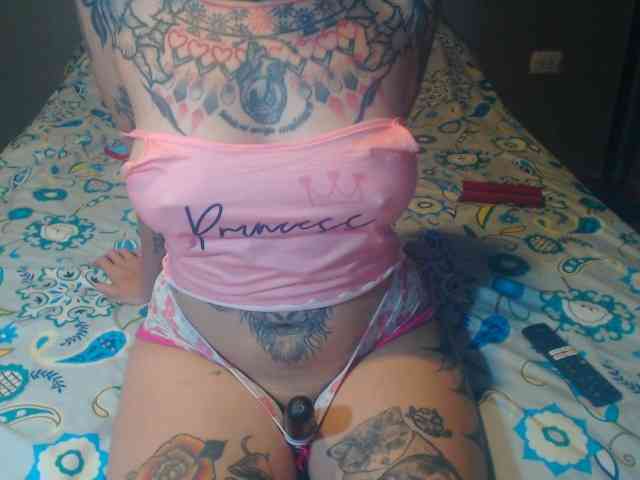 Lucy_tattoodreams webcam