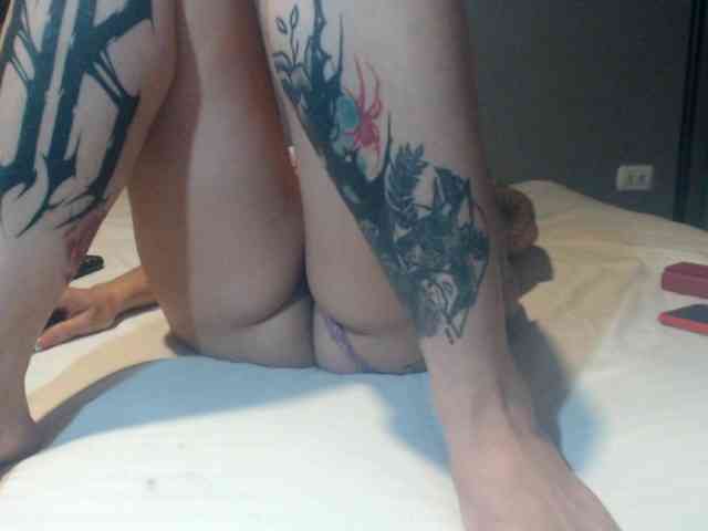 Hornydark webcam