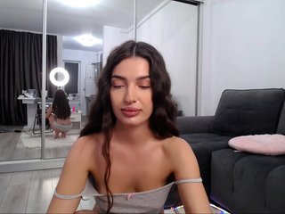 LauraBess Porn Show
