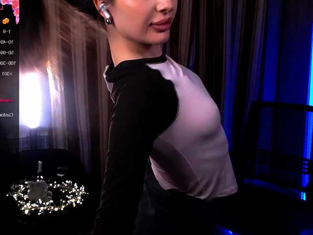 LauraBess's BongaCams show and profile