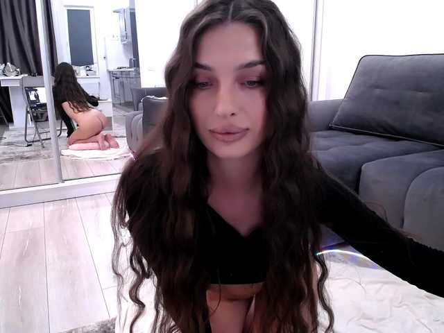 LauraBess live cam on BongaCams