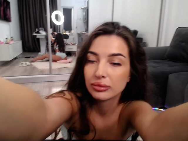 LauraBess