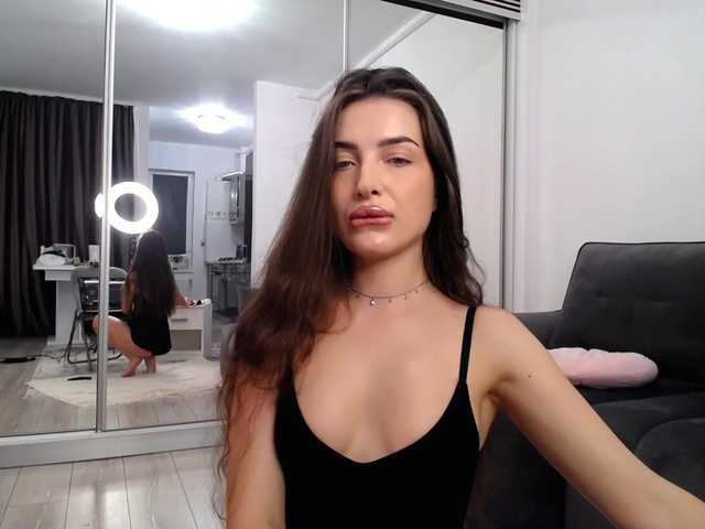 LauraBess live cam on BongaCams