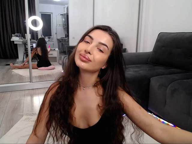 LauraBess live cam on BongaCams