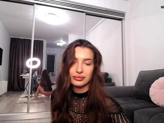 LauraBess live cam on BongaCams