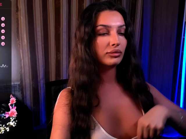 LauraBess live webcam show