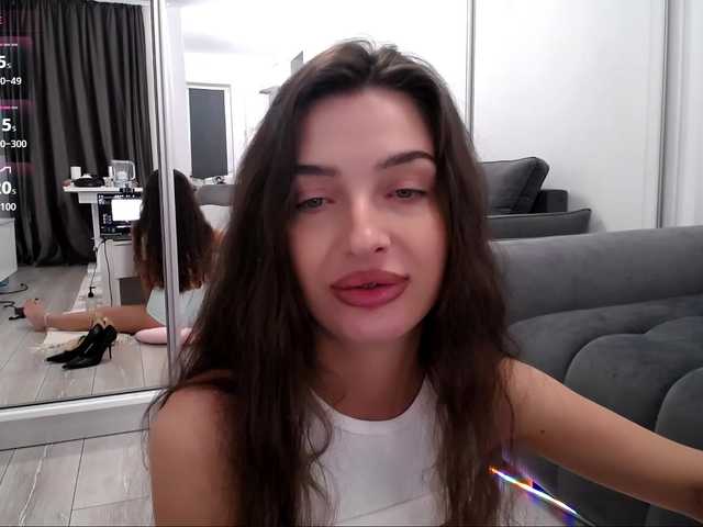 LauraBess