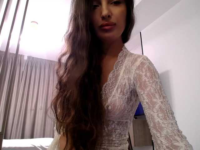 LauraBess live cam on BongaCams