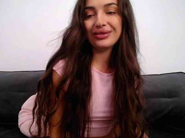 laurabess's live room