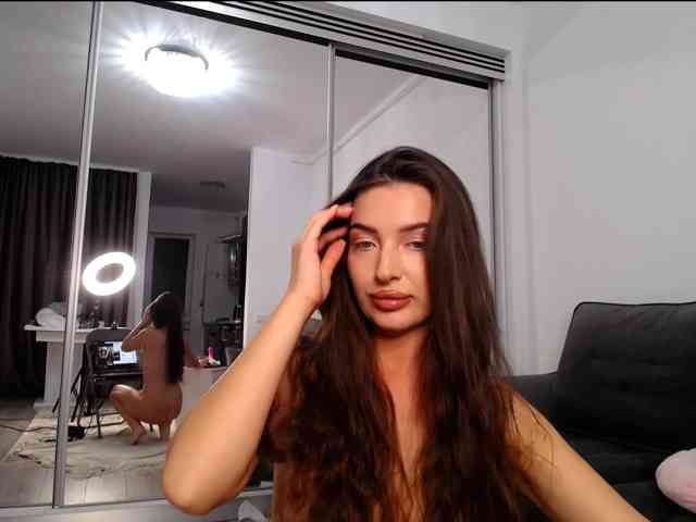 Вебкам-шоу LauraBess